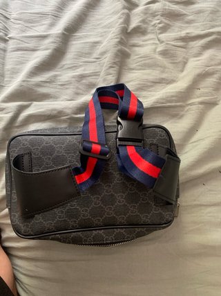 Riñonera Gucci Negra Multicolor