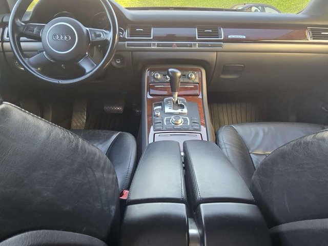 Audi A8 2004