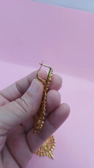Pendientes Étnicos Zarina Chapado Oro