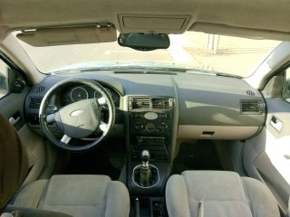 Ford Mondeo 2002