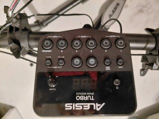 Batería Electrónica Alesis Turbo mesh kit
