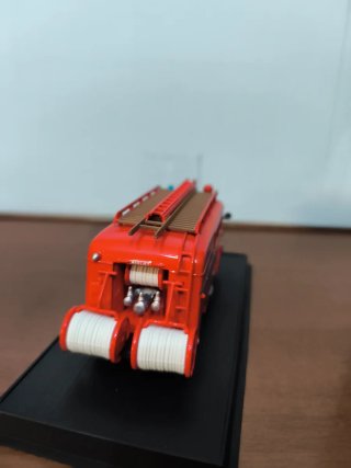 Modellino Camion Vigili del Fuoco Berliet