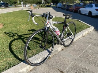 Bicicleta de carretera Specialized blanca mujer