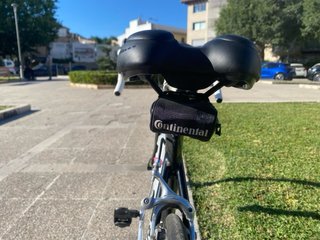 Bicicleta de carretera Specialized blanca mujer