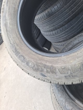 235 70 R16 104T Hankook - 1 neumático casi sin uso