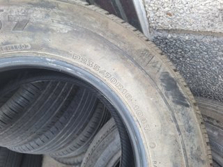 235 70 R16 104T Hankook - 1 neumático casi sin uso