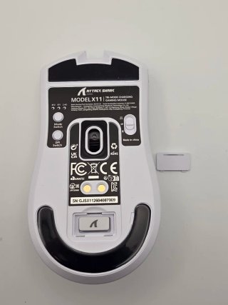 Attack Shark Mouse Gaming Bianco + Base Ricarica