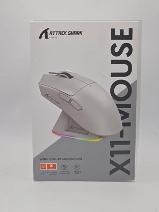 Attack Shark Mouse Gaming Bianco + Base Ricarica