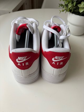 Nike Air Force 1 Talla 40 Rojo/Blanco sin estrenar