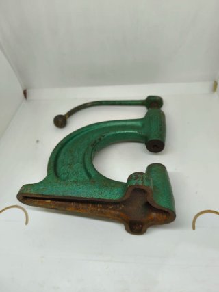 Torchietto per bottoni