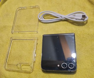 Samsung Galaxy Z Flip5