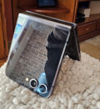 Samsung Galaxy Z Flip5