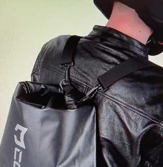 MOCHILA IMPERMEABLE "COURSE". A ESTRENAR