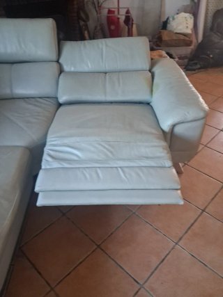 Sofá modular beige y multicolor