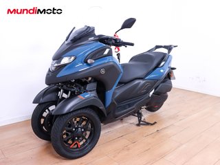 YAMAHA TRICITY 300