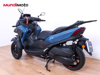YAMAHA TRICITY 300