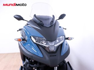 YAMAHA TRICITY 300