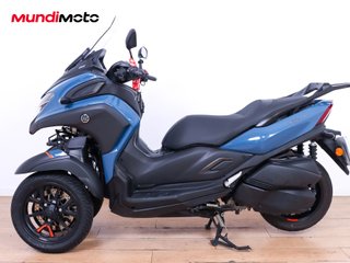 YAMAHA TRICITY 300