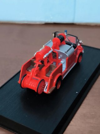 Modellino Camion Vigili del Fuoco 1:64