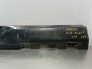 FALDON LATERAL MERCEDES-BENZ CLASE R (BM 251) OM6