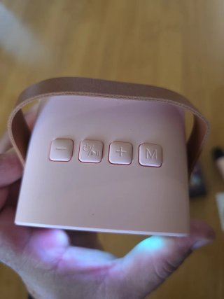 Máquina Karaoke Ankuka Rosa con Micrófono