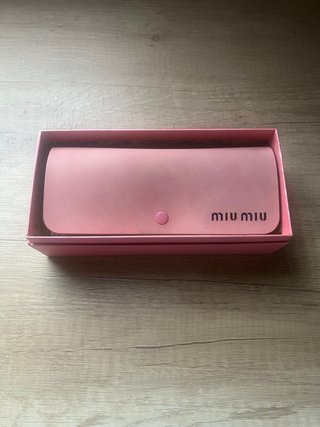 Gafas de sol miu miu negras