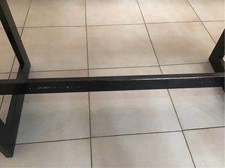 Mesa de cristal negra moderna