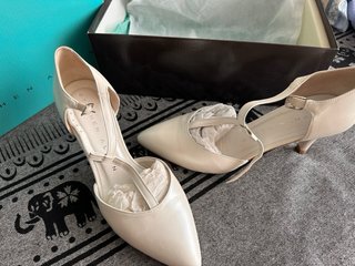 Zapatos STEPHEN ALLEN Talla 37 Novia Beige