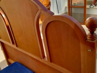 Cabecero de cama de madera
