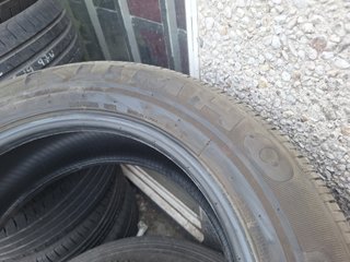 235 60 R18 103H Kumho - 1 neumático sin uso.