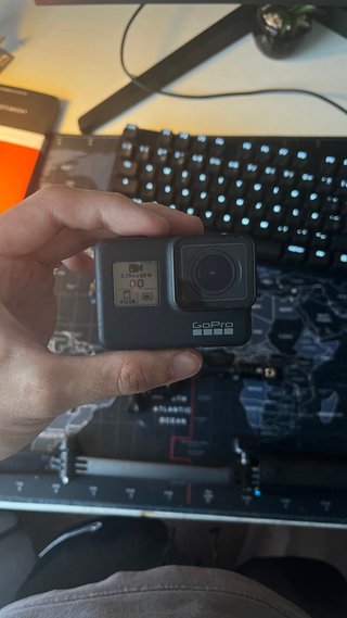 GoPro Hero 7 Black + ACCESORIOS