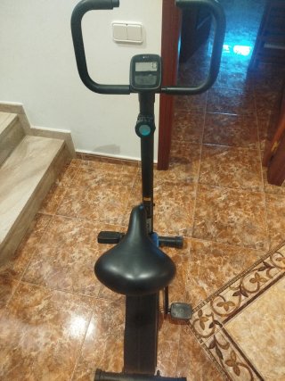 Bicicleta Estática Essentiel 03