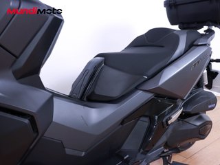 HONDA ADV 350