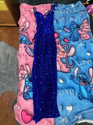 Vestido de fiesta azul brillante