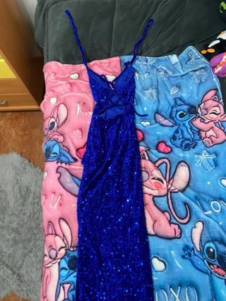 Vestido de fiesta azul brillante