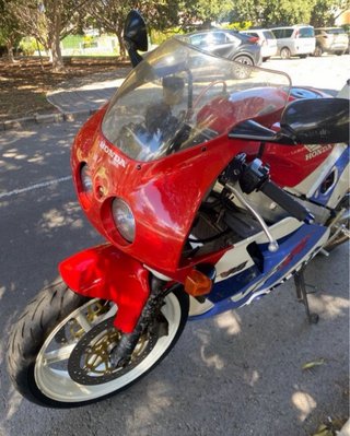 HONDA VFR400 NC30