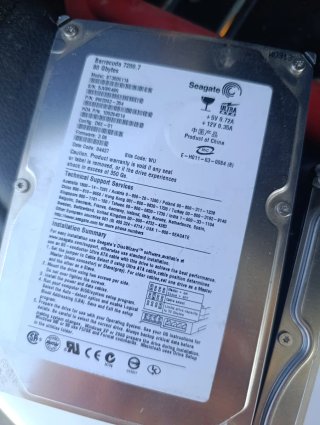 Discos Duros Seagate (4 Unidades)