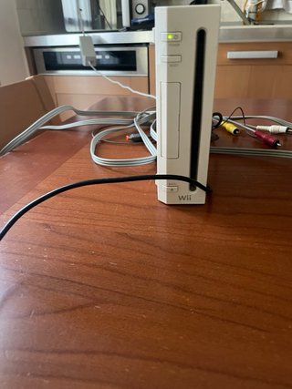 Nintendo Wii Console + Controller