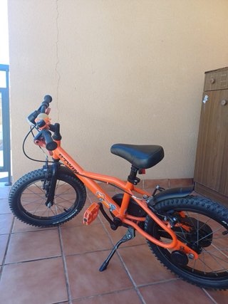 Bici infantil 16 Btwin + accesorios