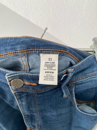 Pantalones vaqueros campana azules