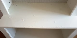 Estantería blanca IKEA dormitorio infantil