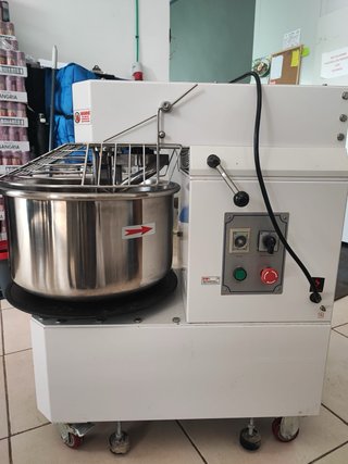 Amasadora Espiral 40L + 10L