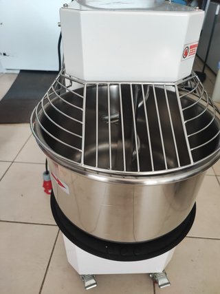 Amasadora Espiral 40L + 10L