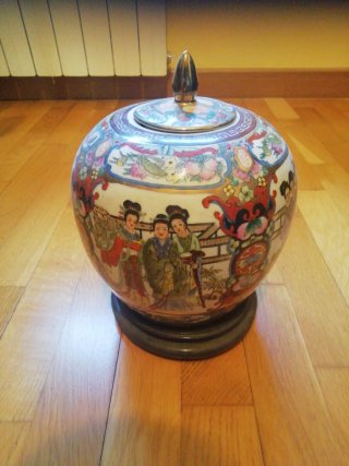 Jarrón de cerámica japonés multicolor