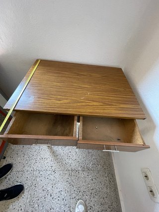Pupitre antiguo madera y metal