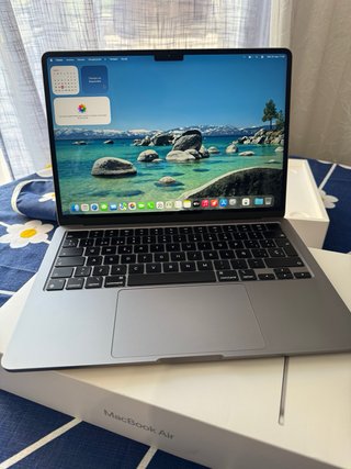 MacBook Air M2 256GB