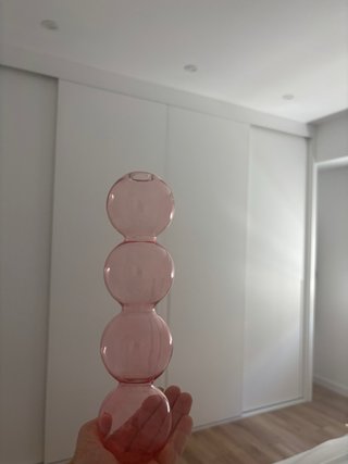Vaso di vetro rosa