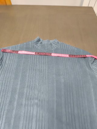 Jersey gris manga larga