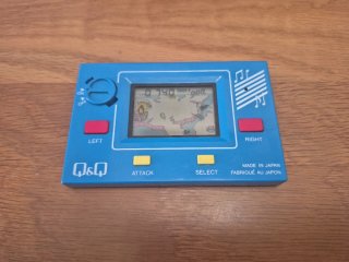 Q&Q Penguin Land Juego LCD