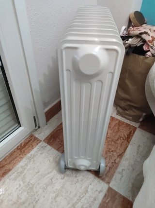 Radiador Eléctrico Ufesa Blanco y Gris